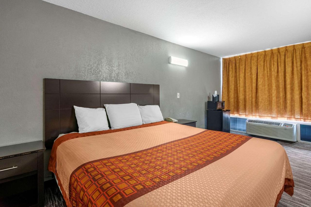 Rodeway Inn Clearwater-Largo Dış mekan fotoğraf
